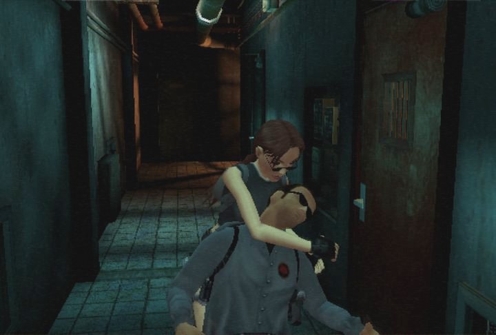 lara choking an enemy